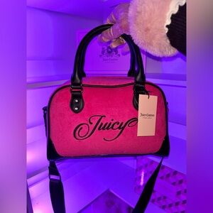 🎀Juicy Couture Pink and Black Satchel🖤💖✨